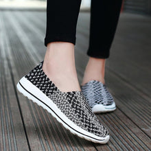 Load image into Gallery viewer, Plus Size Woven Running Shoes Woman Summer Bascket Femme Breathable Sneakers for Women Lightweight Sport Sports Slip on A-329